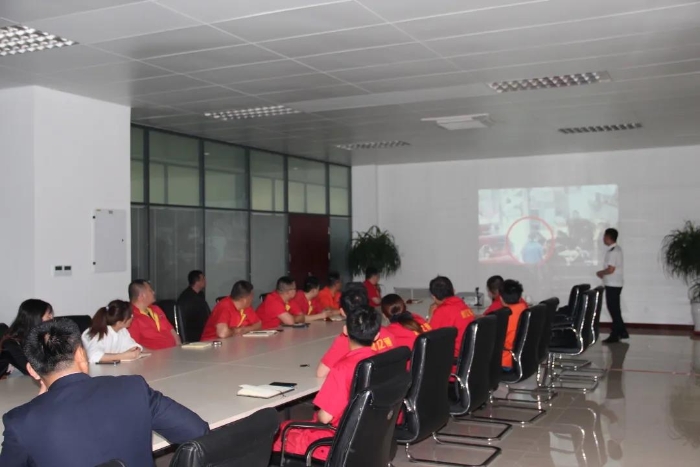 691bf2c5a556419686c921baa9a9ac61