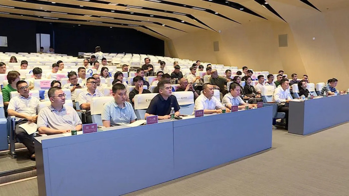 6c87141f3087459f8f07f6c23d3ee3c1