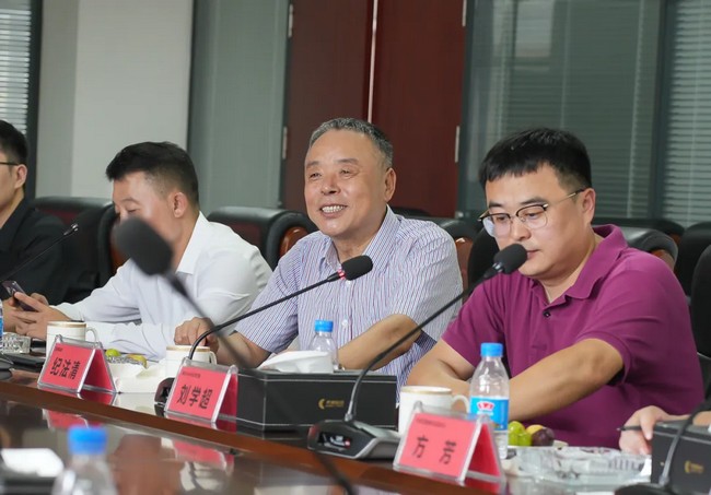 bc5c7685e0d943c2a730c1693f63f556